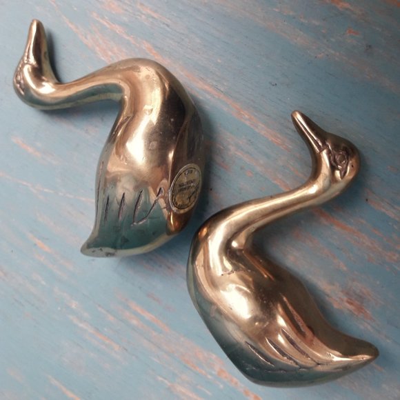 Brass Ducks Geese Set of 2 Vintage Figurine Birds Animals MCM Mid Century Gold - Picture 11 of 16